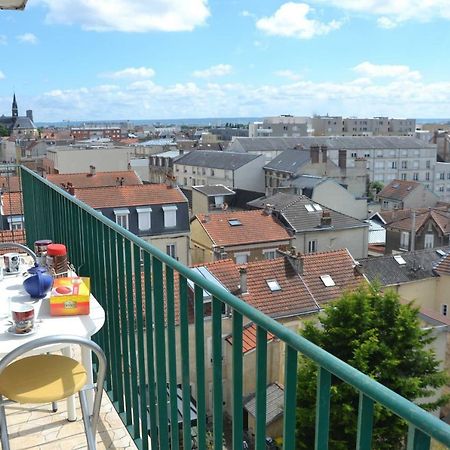 Ferienwohnung Appart Refait A Neuf Proche Gare Et Centre Ville Reims Exterior foto